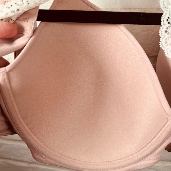 NWT Soma Embraceable Geo Lace
Racerback Underwire Bra 40 C Adobe Rose pink #0499 - Picture 3 of 12